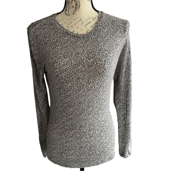 Long sleeve base layer tshirt by CuddlDuds size M - Picture 1 of 4